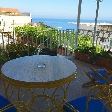 Hotel Villa Delle Palme In Positano Exterior foto